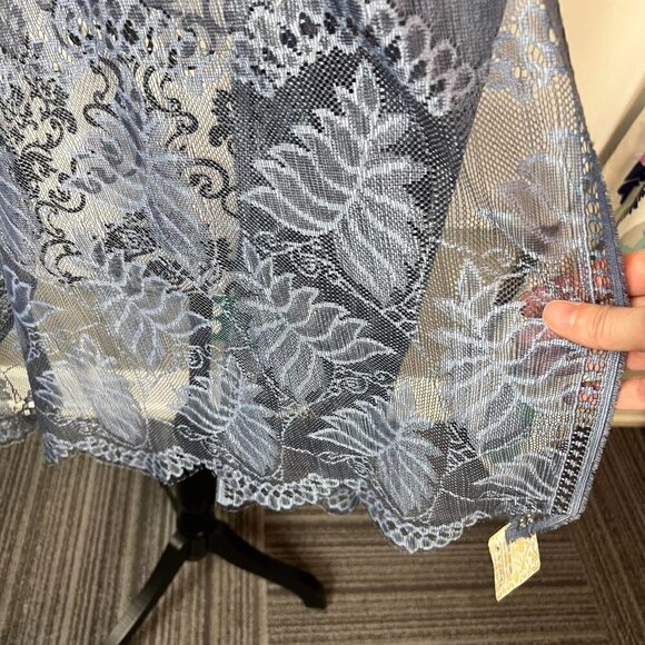 Kashkha Gray Embroidered Sheer Hijab with Scalloped Hem – New With Tags - Picture 5 of 7